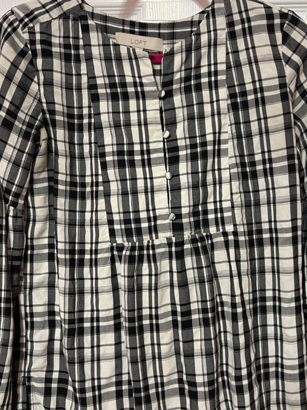 LOFT Women's Black and White Long Sleeve Blouse XS